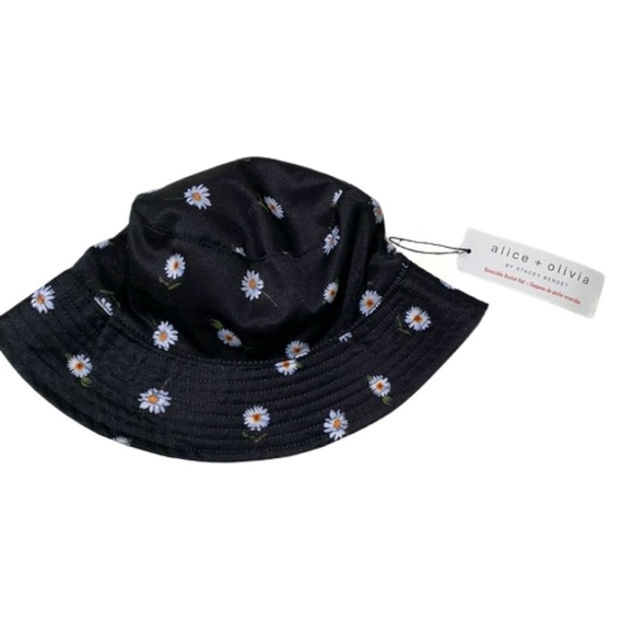 Alice + Olivia Daisy Print Bag & Reversible Hat - Picture 4 of 7
